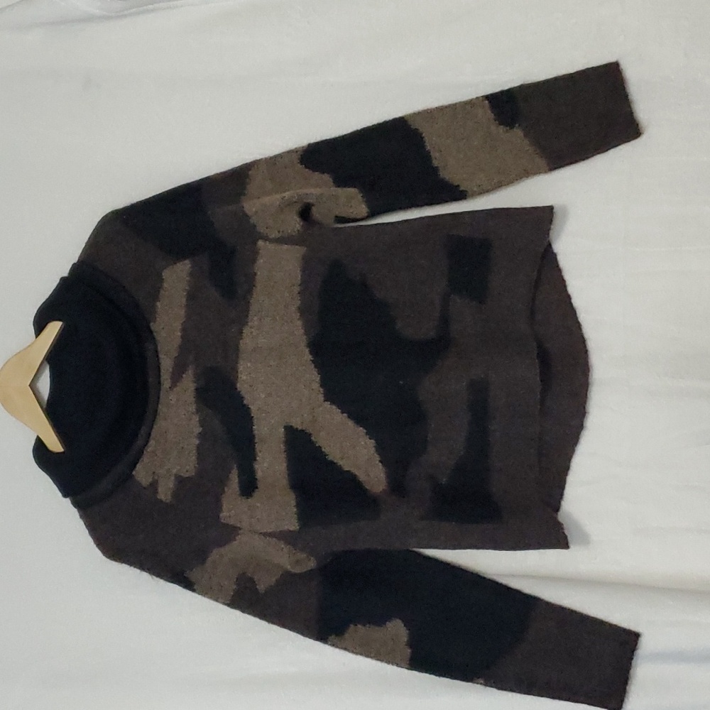 NWT RD Style Camo Print Turtleneck Knit Sweater Size M
